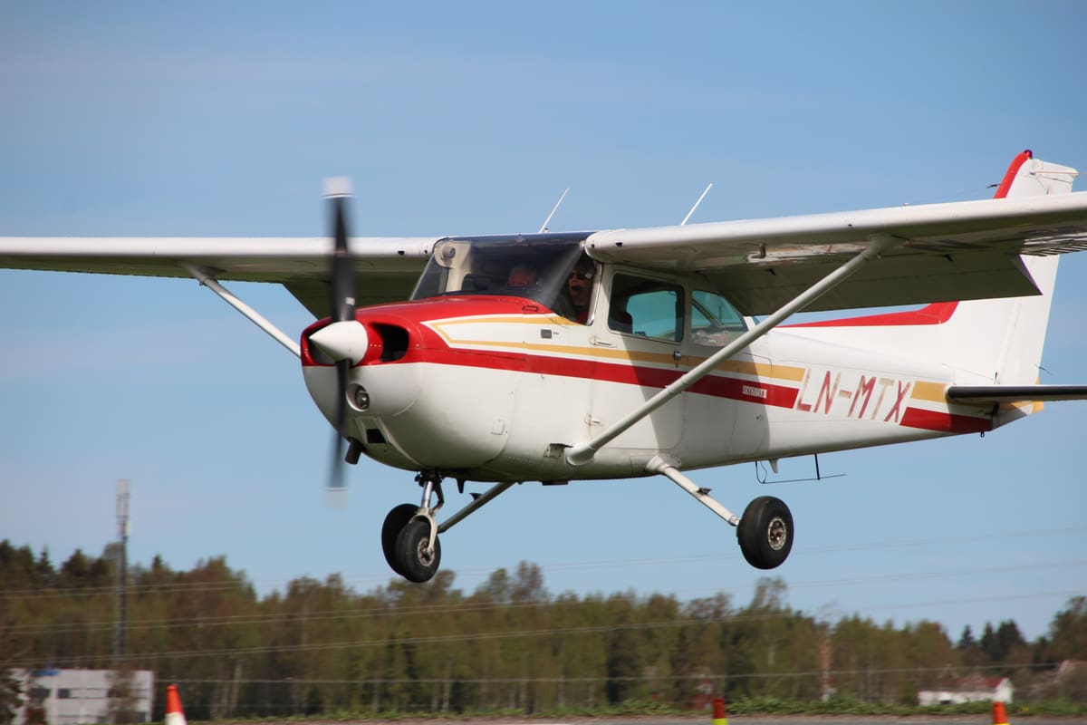 Cessna 172 LN-MTX like etter avgang